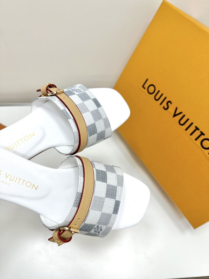 Louis Vuitton Slippers